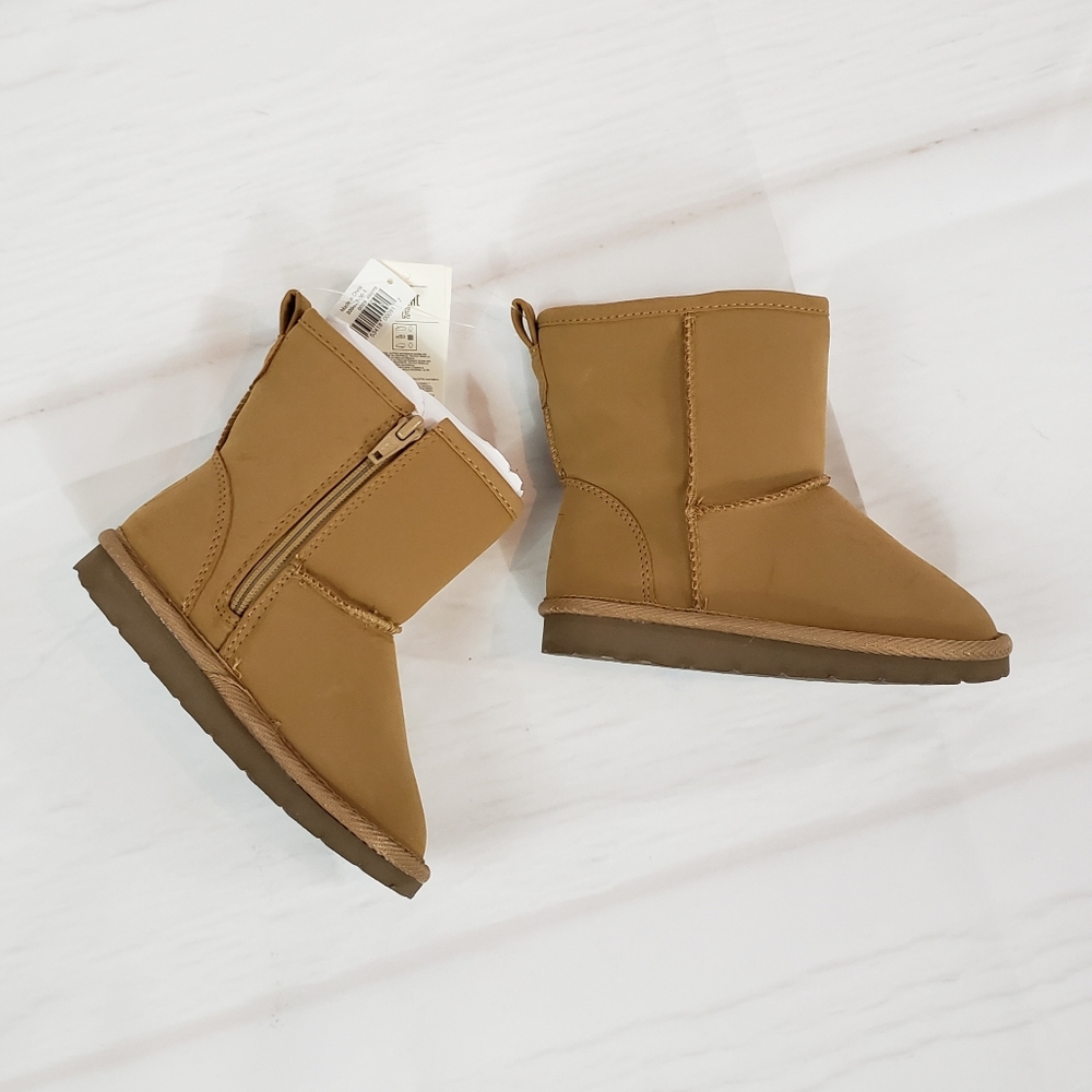 Baby GAP Sherpa Lined Boots Toddler Size 9 NEW